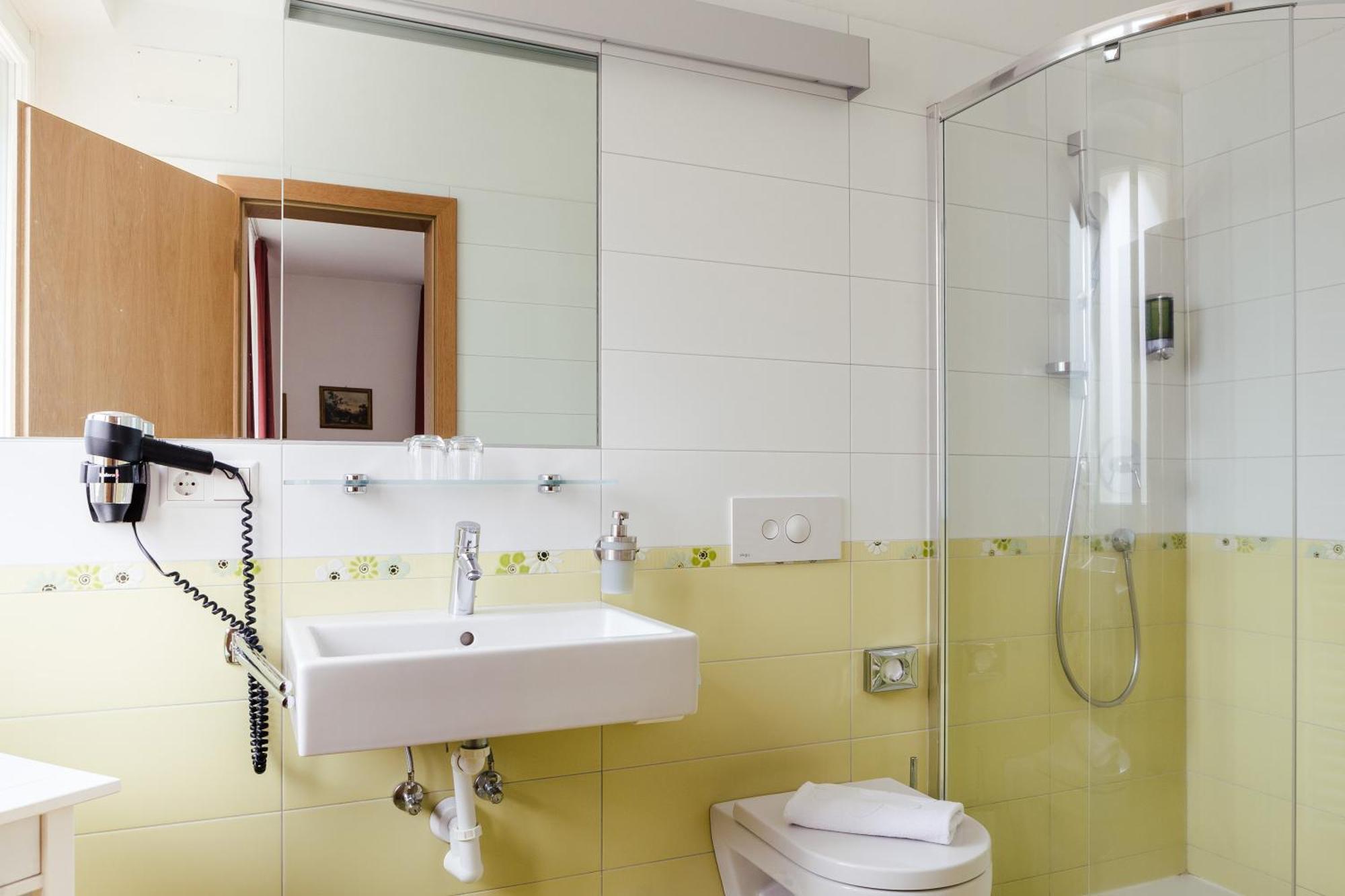 Gaestehaus Salvatorianerinnen Meran Zewnętrze zdjęcie
