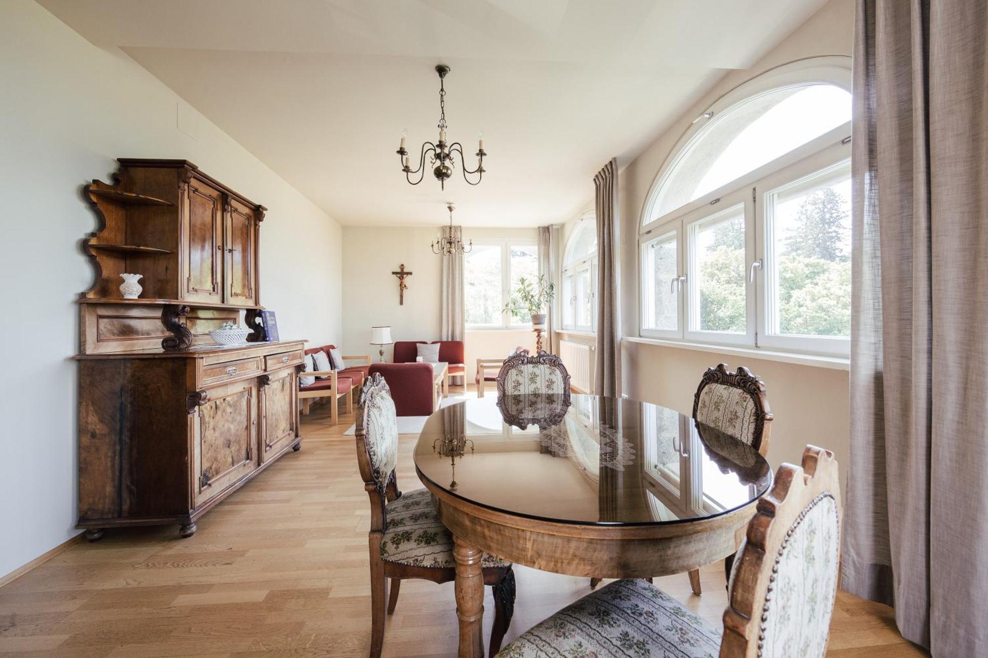 Gaestehaus Salvatorianerinnen Meran Zewnętrze zdjęcie