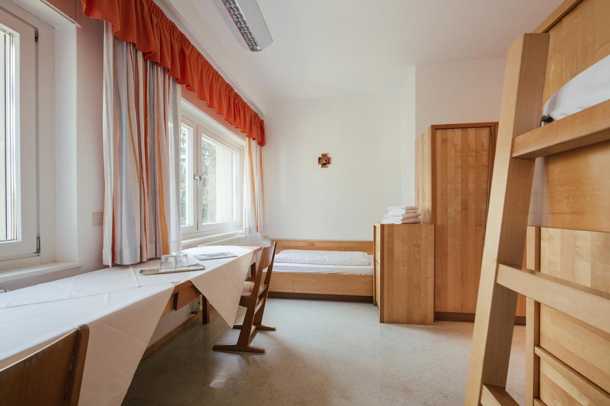 Gaestehaus Salvatorianerinnen Meran Pokój zdjęcie