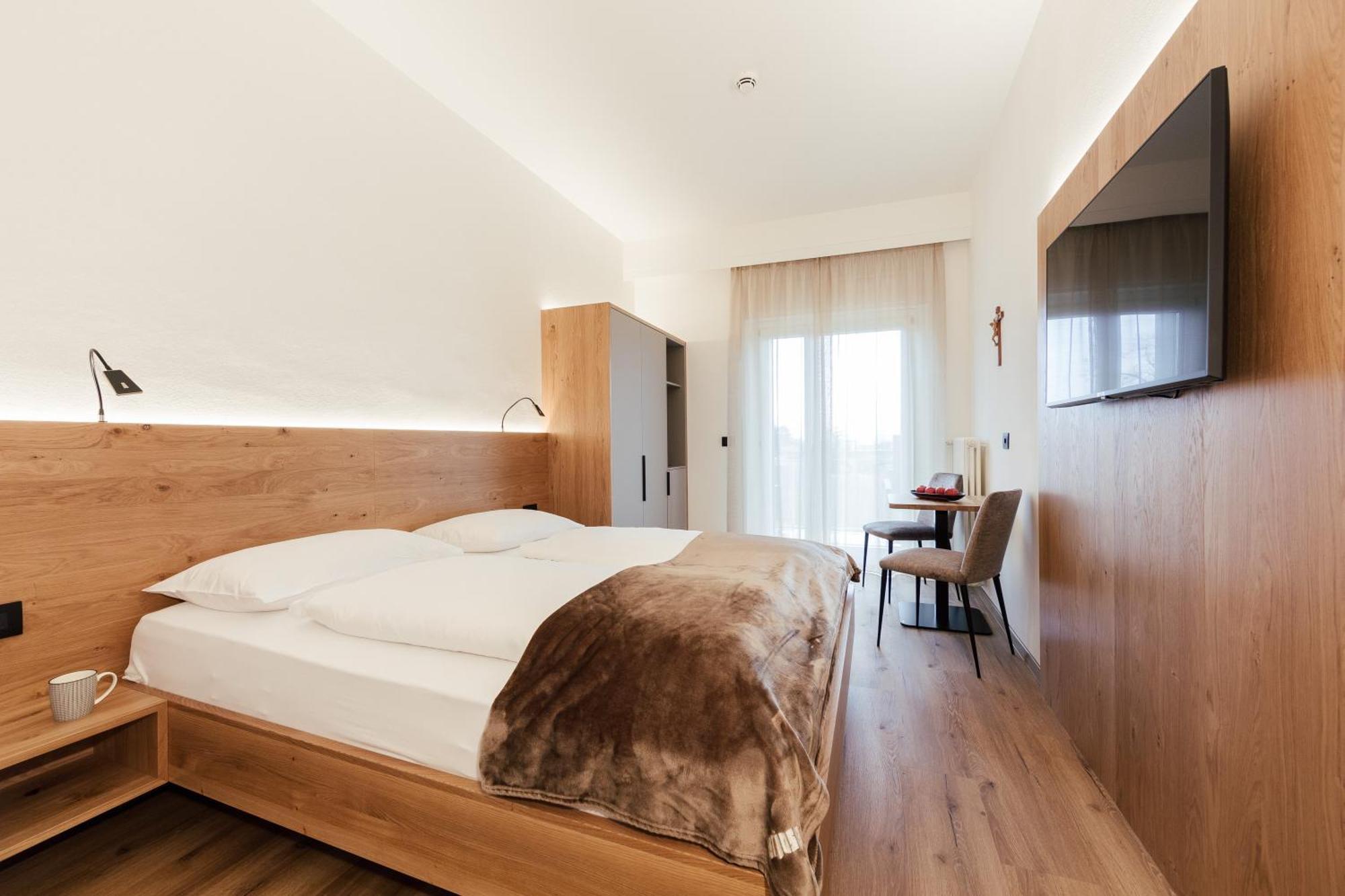 Gaestehaus Salvatorianerinnen Meran Zewnętrze zdjęcie
